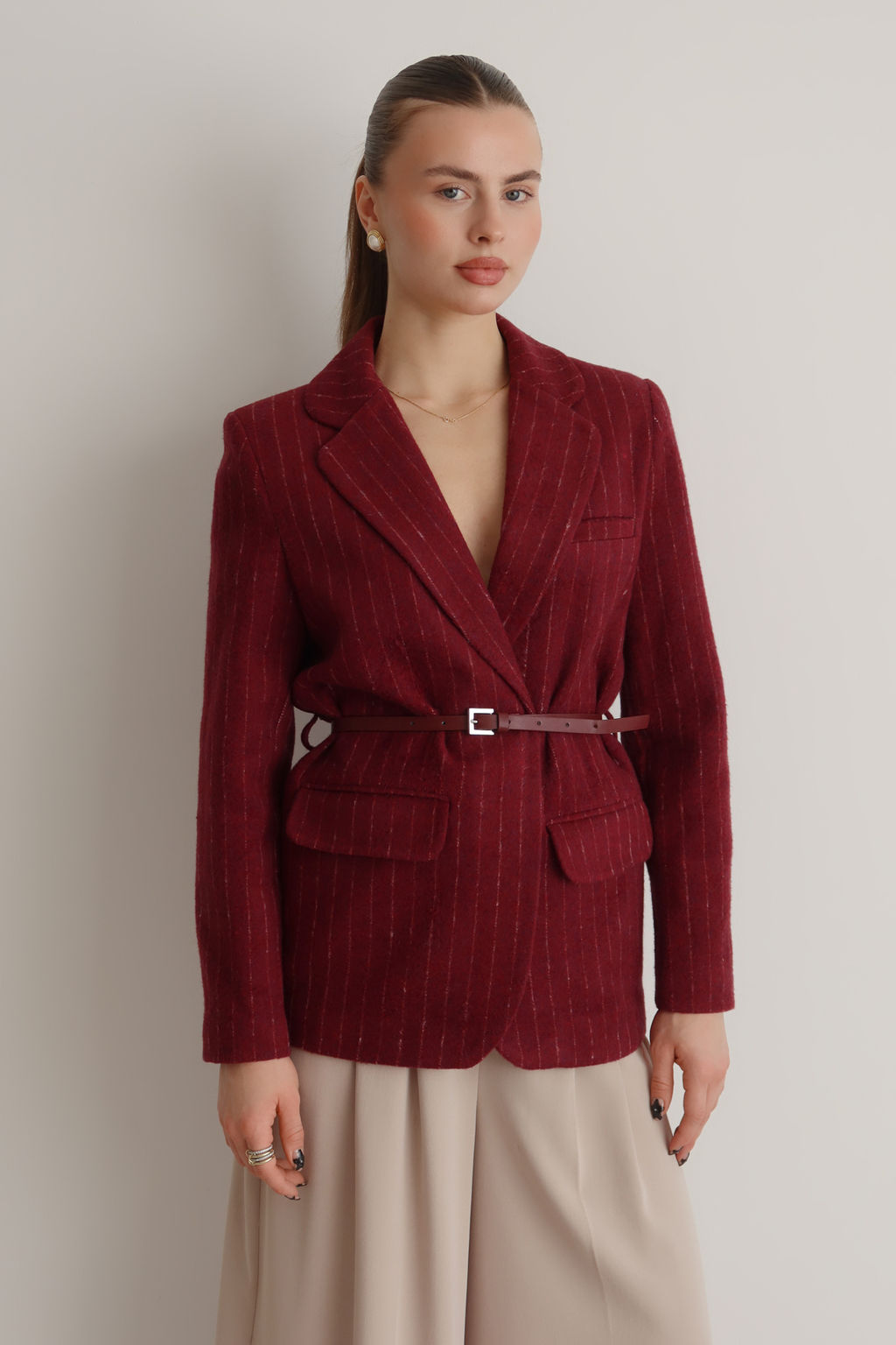 Bordo Kase Cizgili Kemerli Dokuma Blazer Ceket TWOAW26BC00072