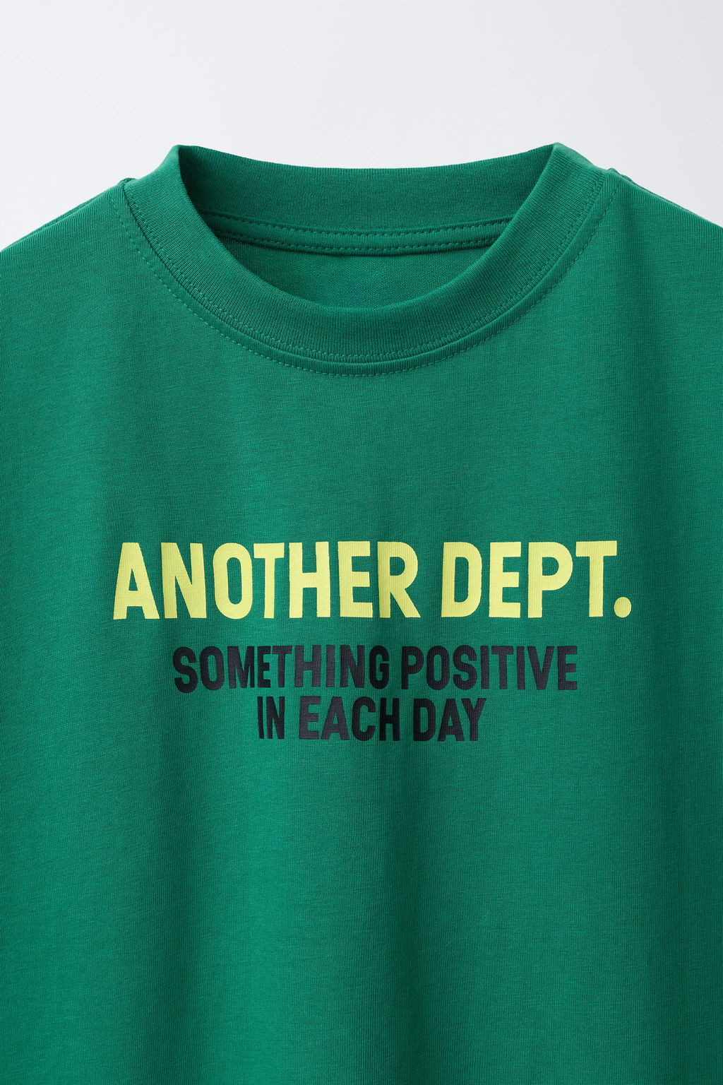 CAMISETA ESTAMPADO TEXTO / Verde - Zara фото 3