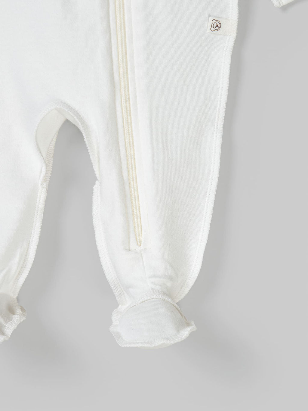 Слип с закрытой ножкой Сливки 0+ - Bungly фото 6