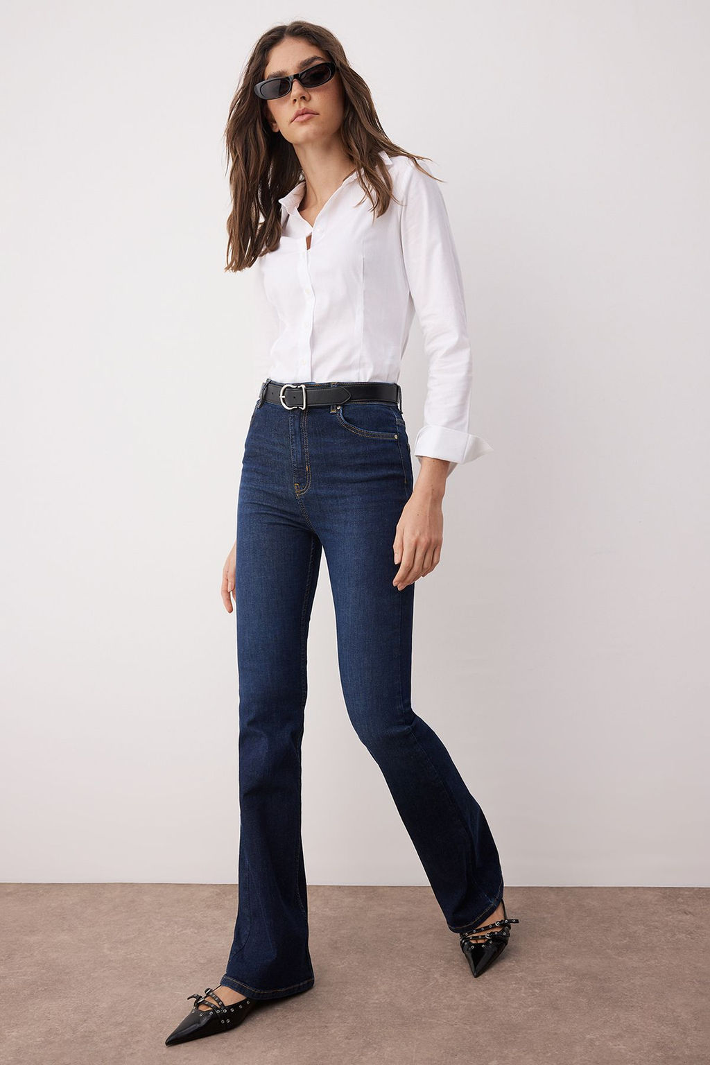 Koyu Mavi Yuksek Bel Flare Jeans TWOSS25JE00052