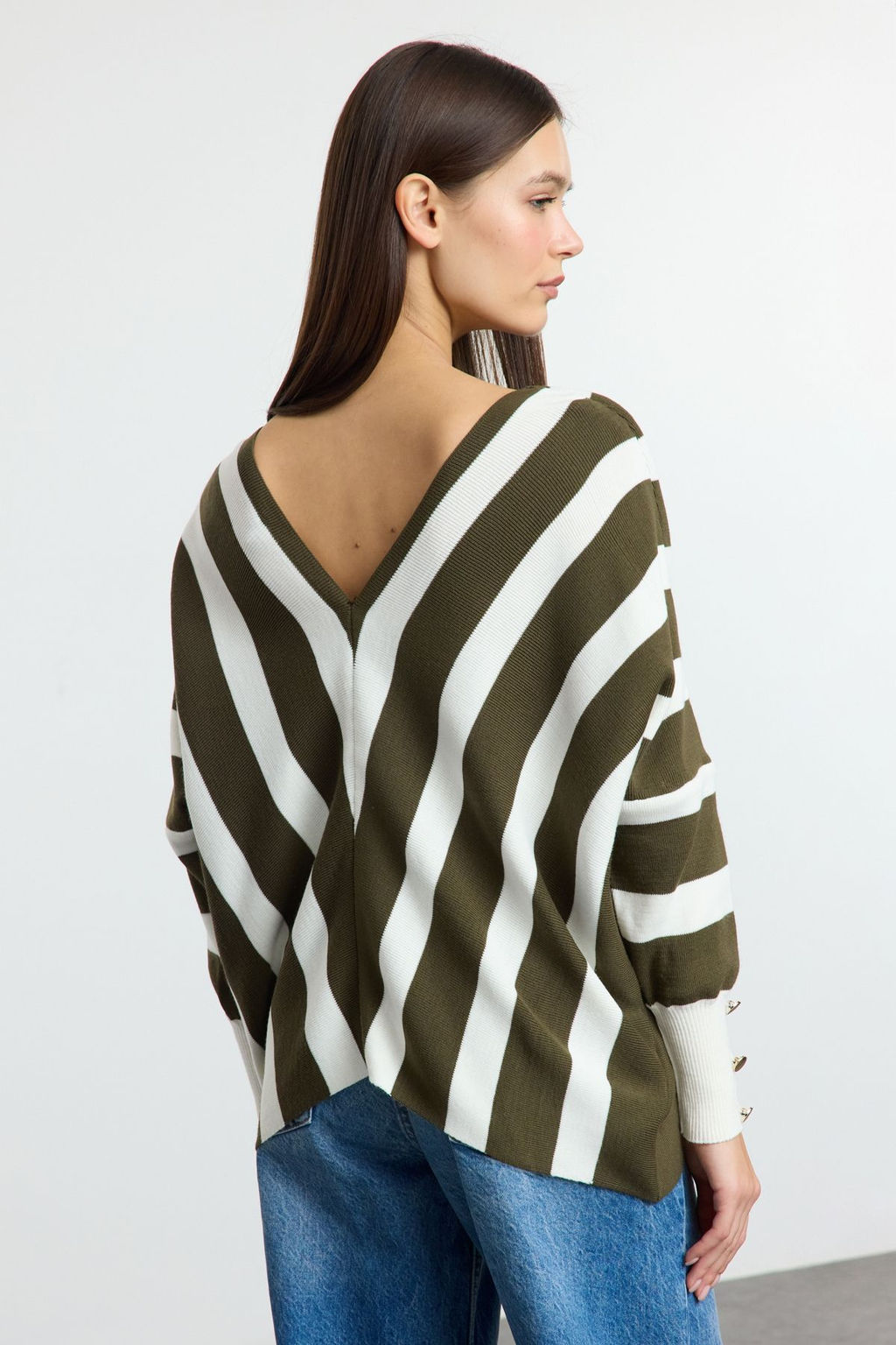 Siyah Derin V Yaka Cizgili Triko Kazak TWOAW25KZ00390 - Trendyolmilla фото 10