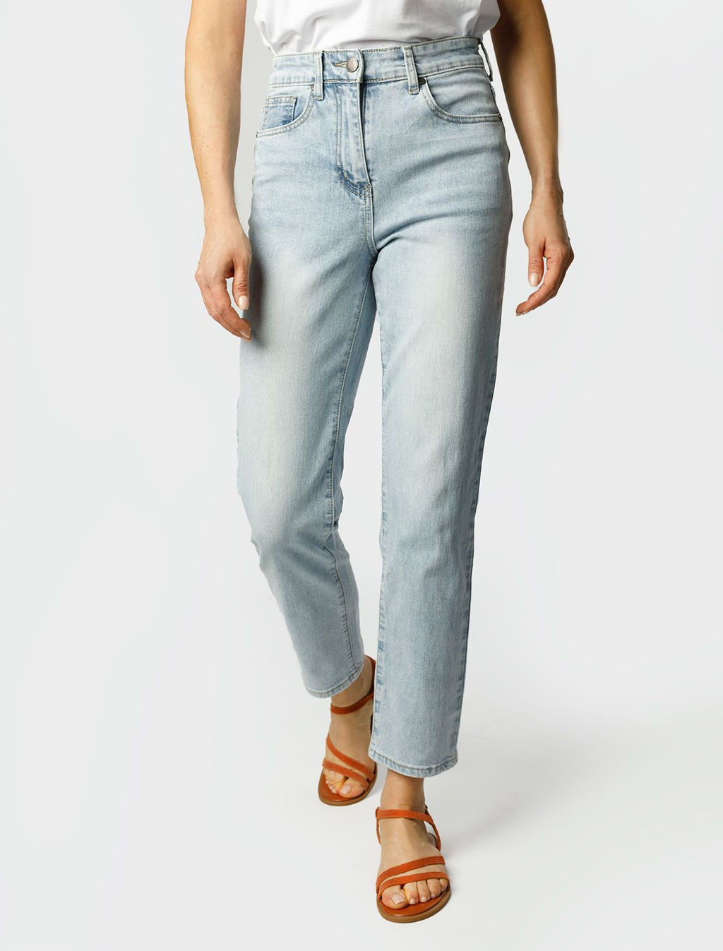 D54.092 Джинсы женские светло-голубой