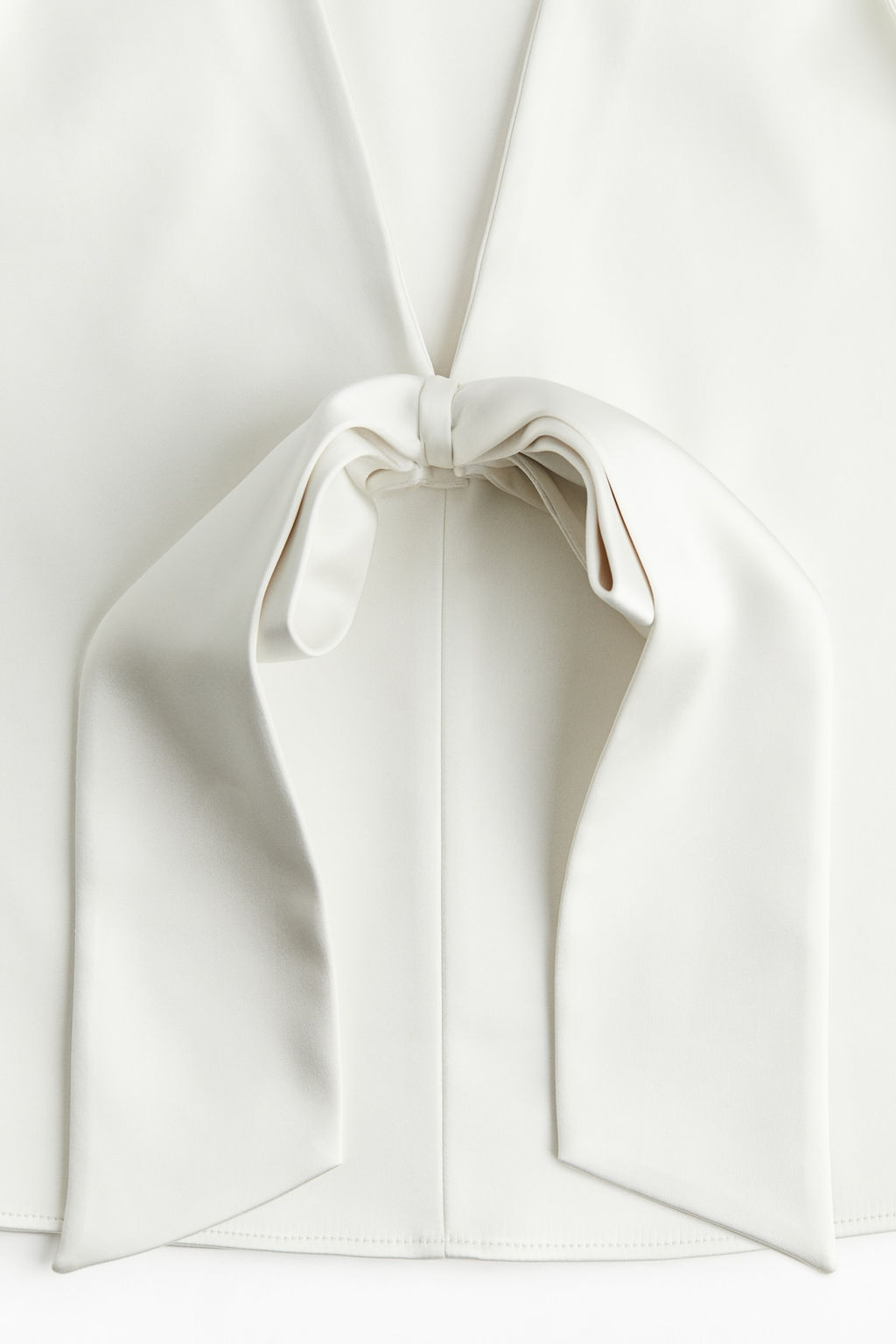 Top con lazo en la espalda - H&m фото 6