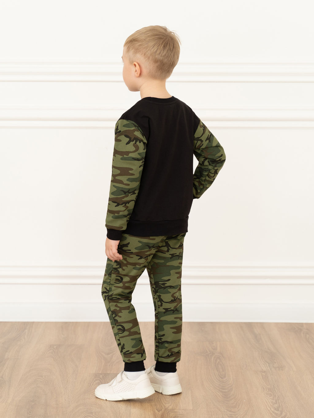 Костюм для малышей хакичерный вертолет