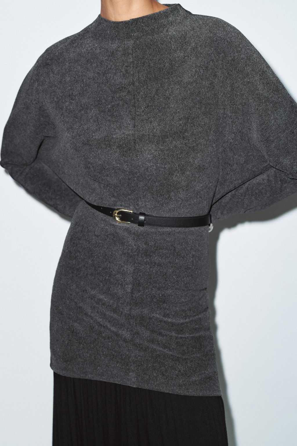 VESTIDO SOFT CINTUR?N / Gris antracita - Zara фото 4