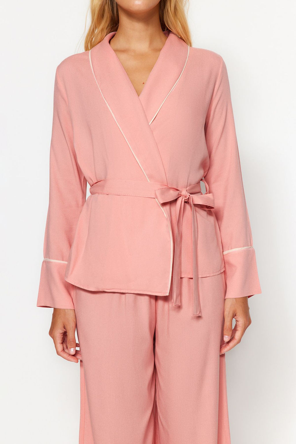 Trendyolmilla Bej Kusakl? Biye Detayl? Kruvaze Viskon Hamile Dokuma Pijama Tak?m? THMAW22PT1109  фото 39