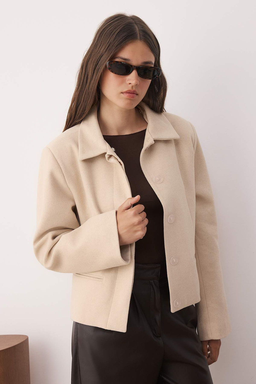Ekru Regular Kal?p Yakas? Kurklu Kase Ceket Mont TWOAW26MO00131 - Trendyolmilla фото 3
