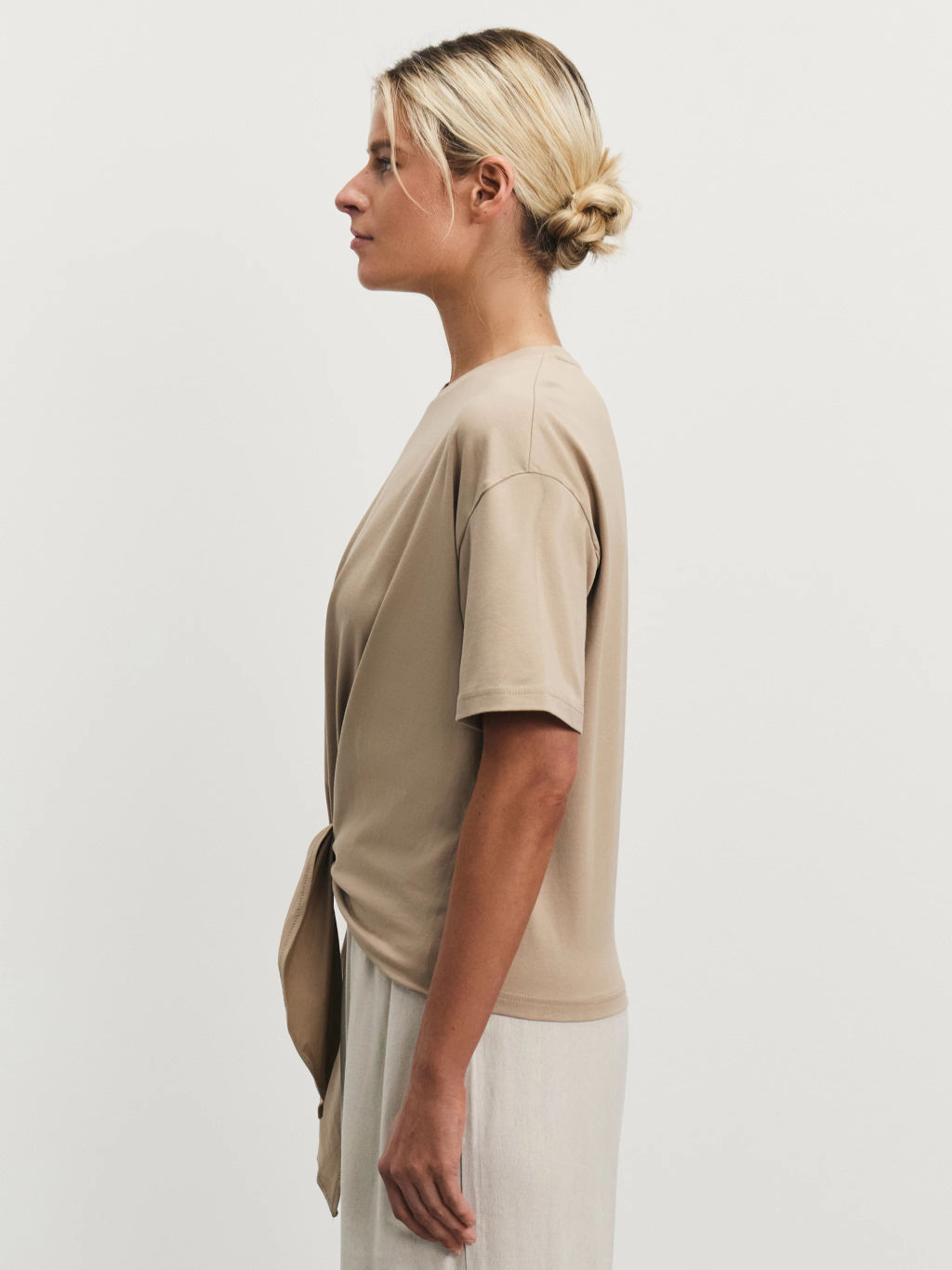 Футболка с завязкой на талии / Zarina  фото 4