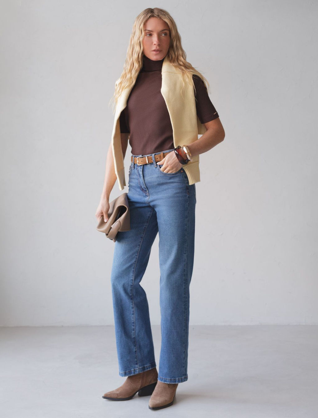 D54.299 Джинсы женские синий