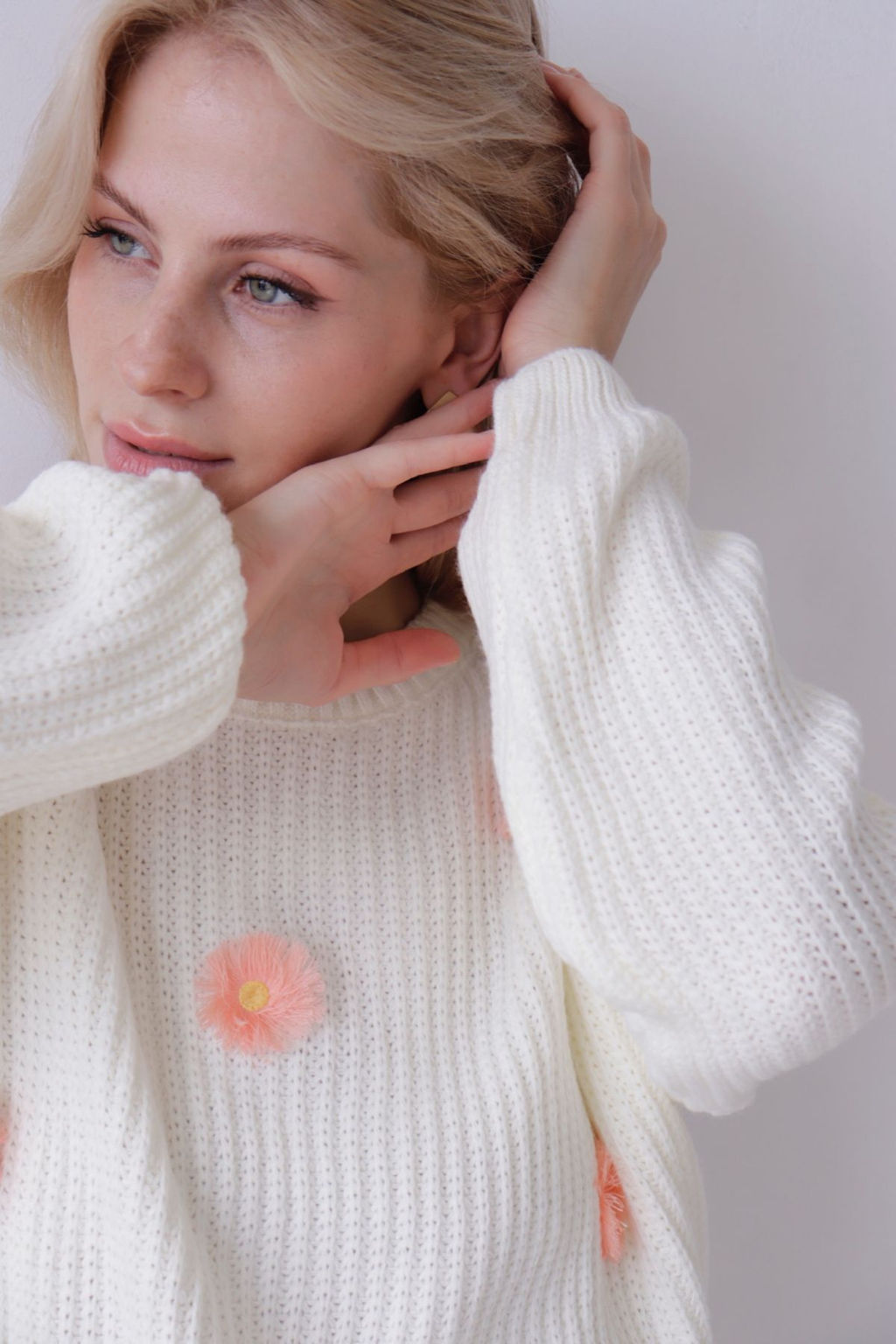 9837 Джемпер белый с цветами - Martichelli фото 15