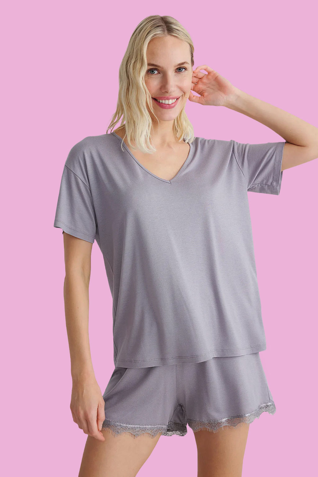 Trendyolmilla Siyah Dantel ve Baglama Detayl? Sortlu Orme Pijama Tak?m? THMSS25PT00012  фото 15