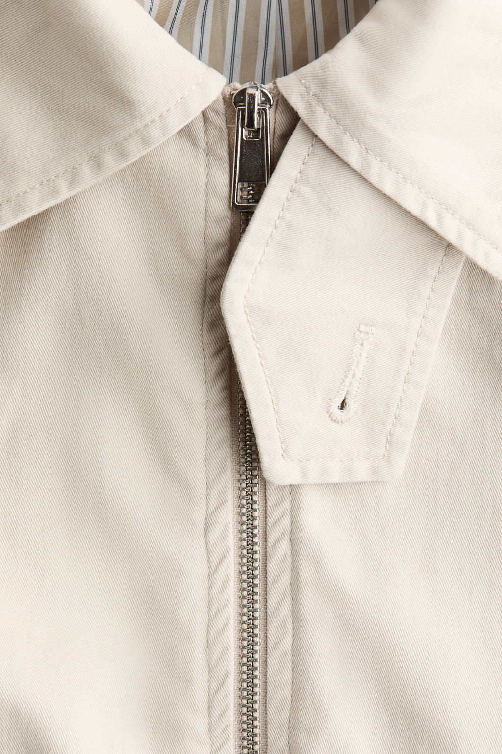 Chaqueta de sarga con cuello camisero - H&m фото 7