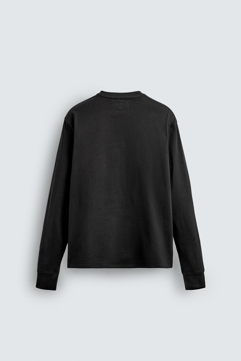 ROLAND CORPORATION  HEAVYWEIGHT T-SHIRT