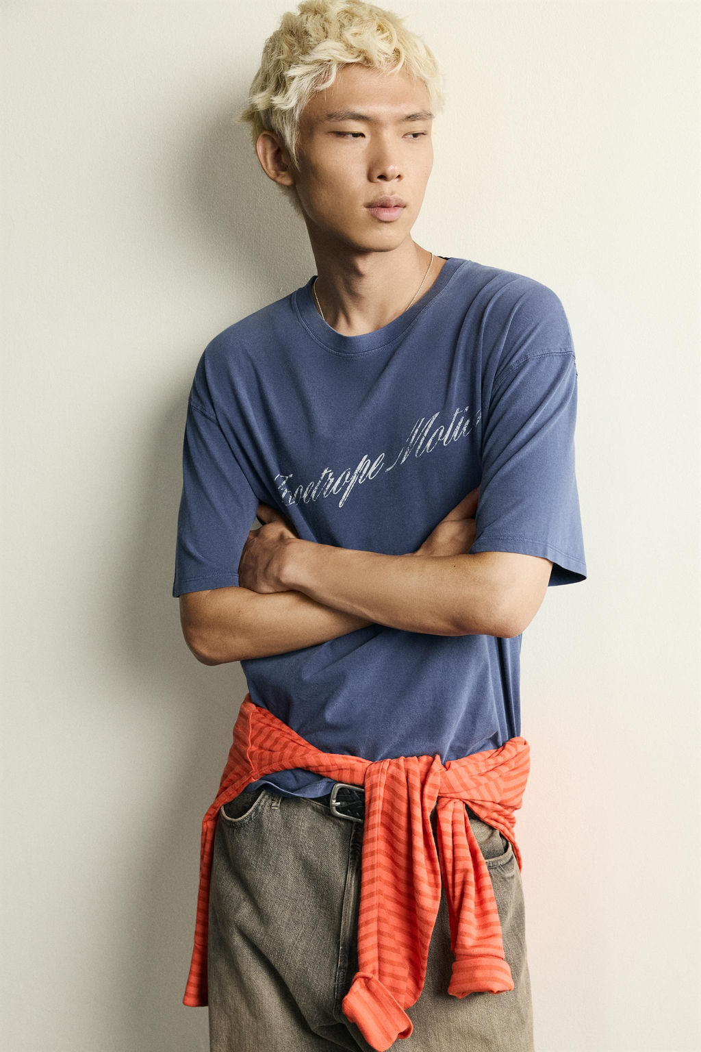 CAMISETA BOXY FIT ESTAMPADOS LAVADOS / Azul - Zara фото 5