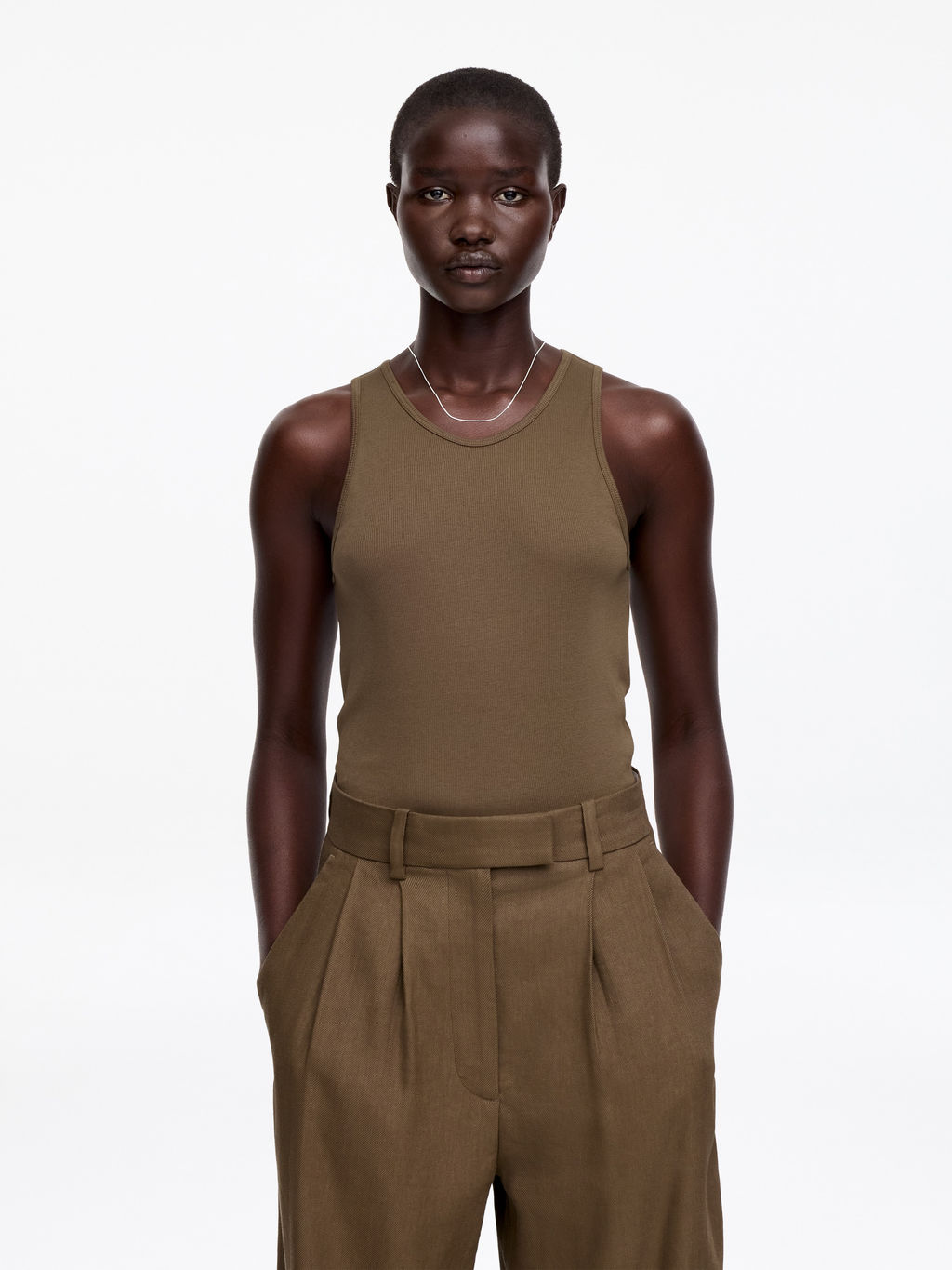 Top de tirantes de tipo deportivo de canal? - H&m фото 4