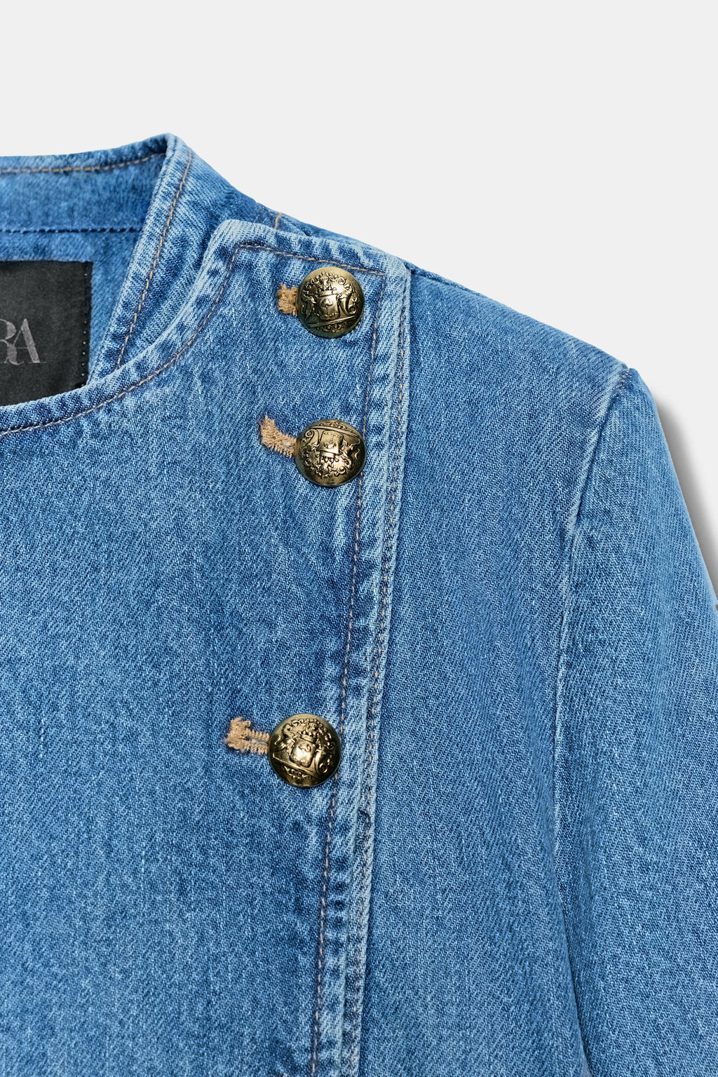 CHAQUETA DENIM HOMBRERAS ZW COLLECTION / Azul lavado - Zara фото 10