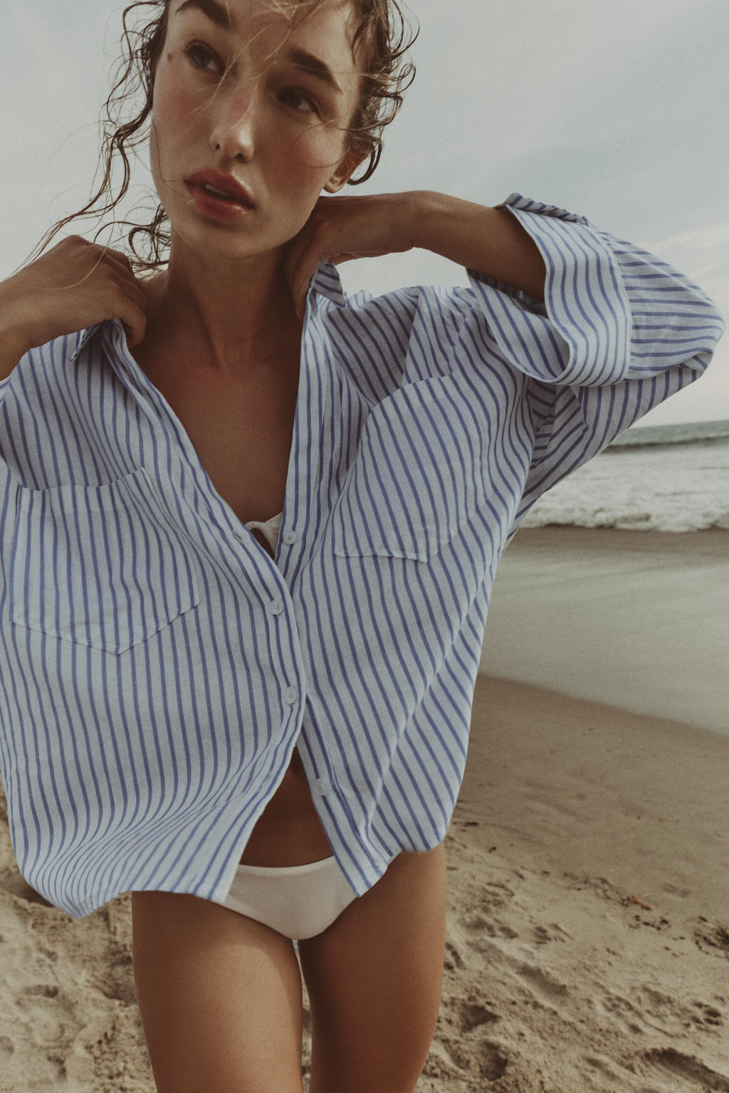 CAMISA FLUIDA CON LINO / Azul / Blanco - Zara фото 13