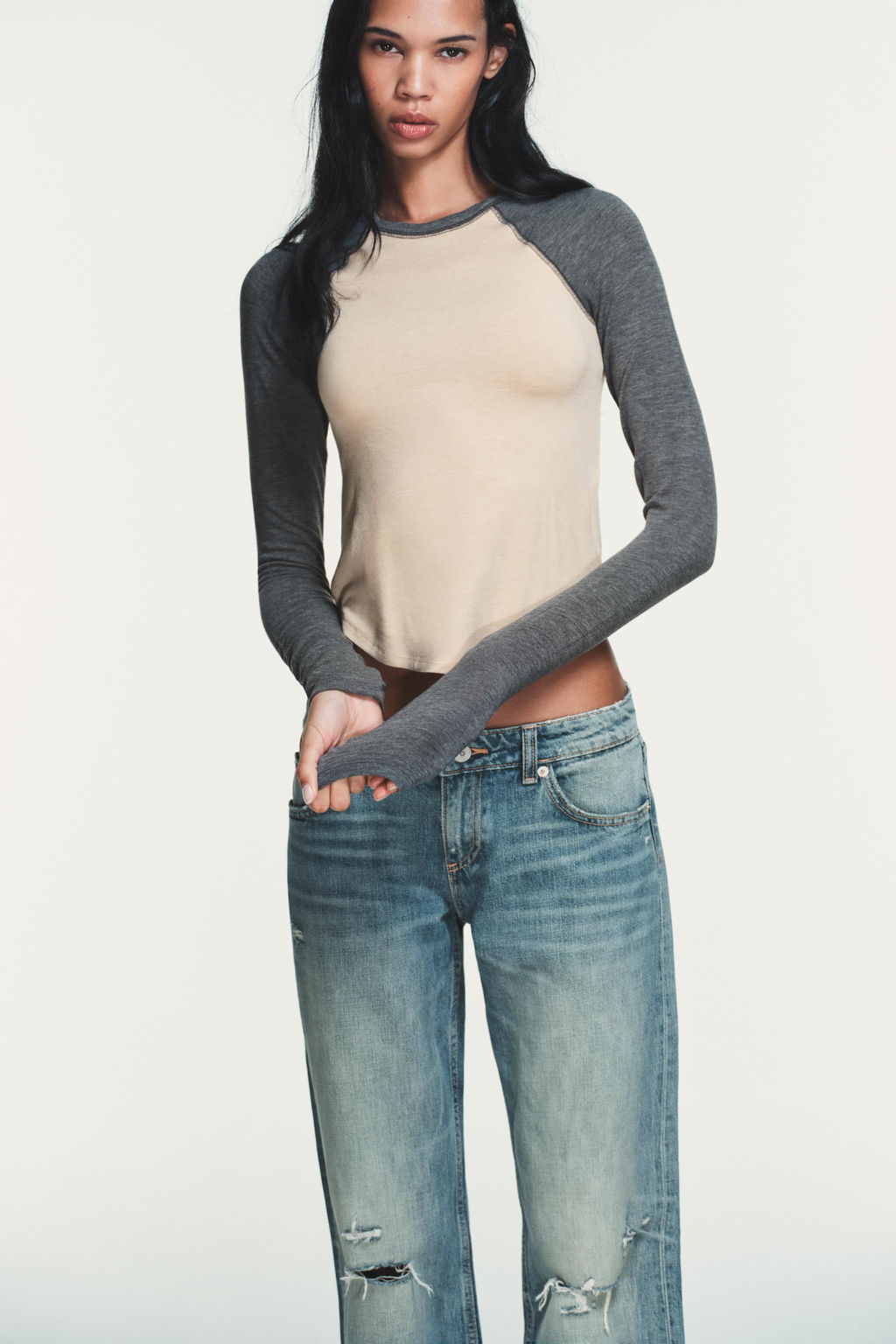 CONTRAST RAGLAN SLEEVE T-SHIRT - Zara фото 3