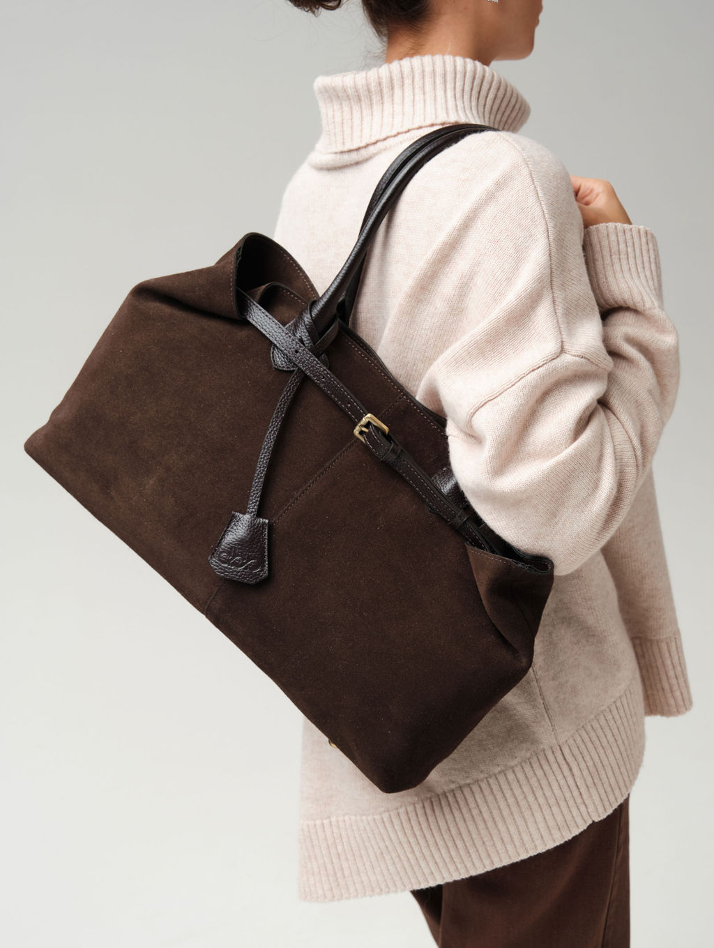 Замшевая сумка Daniela DBR 31375 черный каштан  фото 3