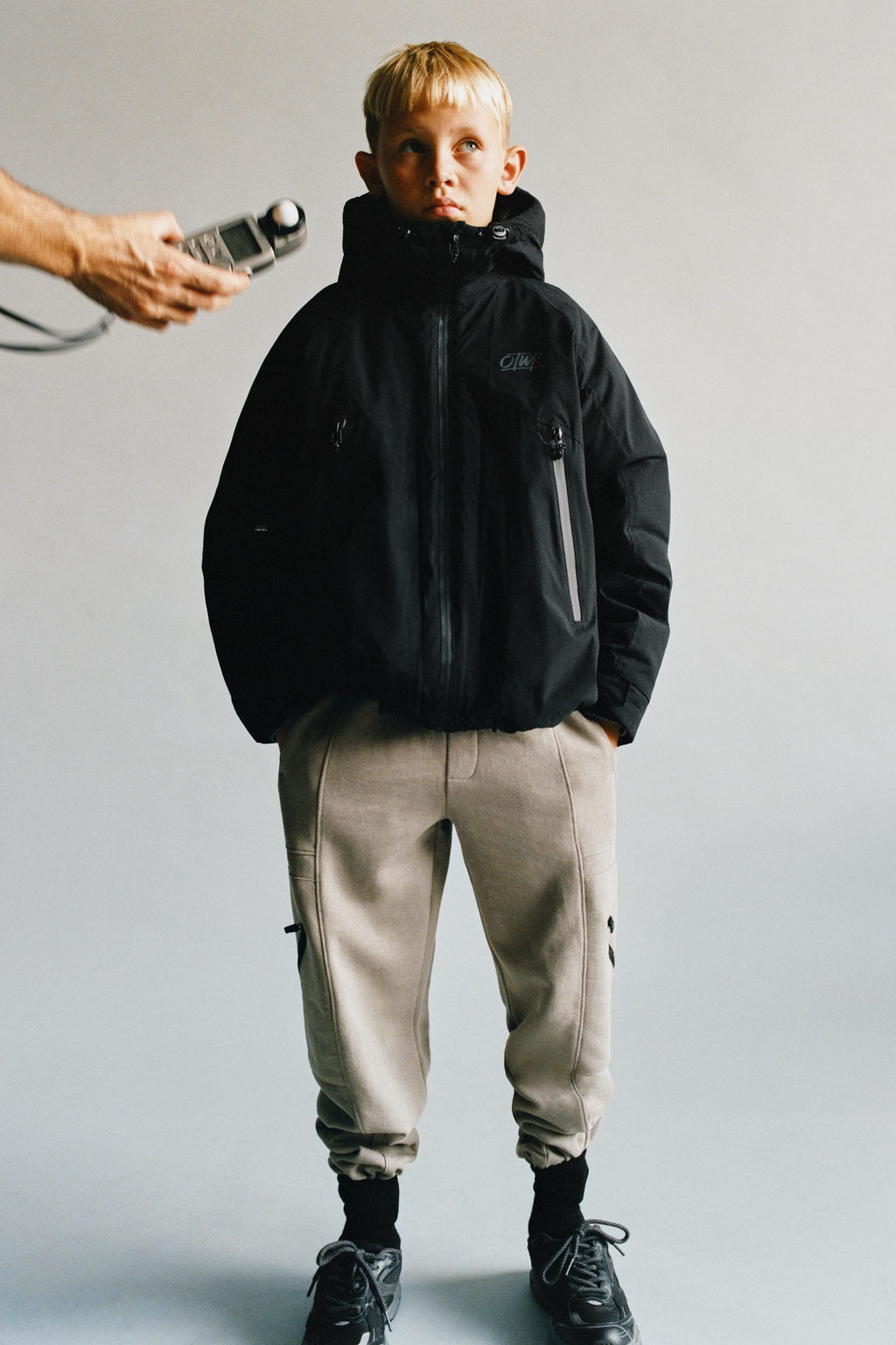 JOGGERS WITH ZIPS - Zara фото 6