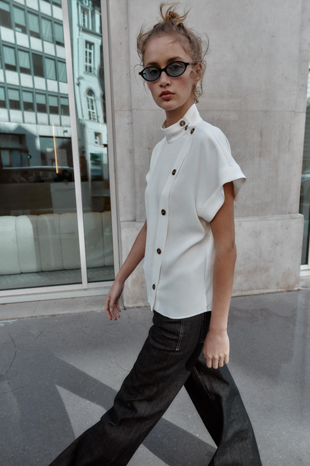 SHIRT WITH CONTRAST BUTTONS - Zara фото 3