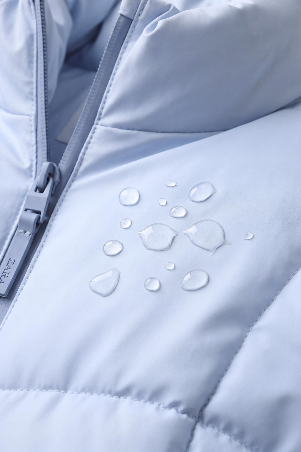 CAZADORA ACOLCHADA BRILLO WATER REPELLENT / Azul pastel - Zara фото 7