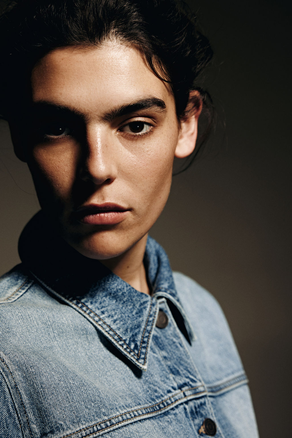Chaqueta denim con cintur?n de anudar - H&m фото 7