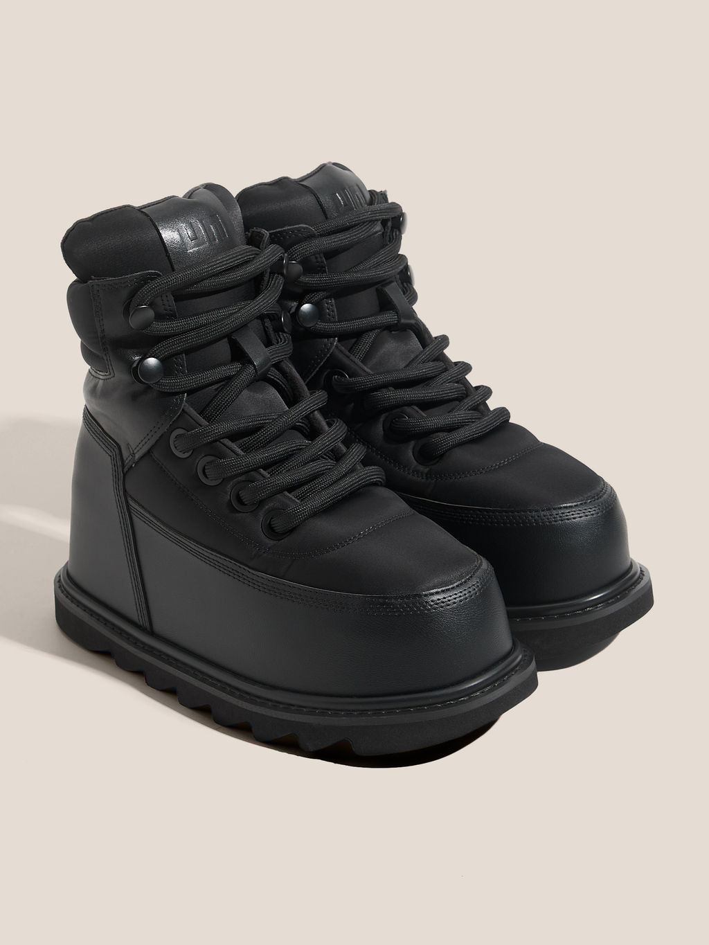 Женские дутики UNITED NUDE Zembla Peak Артикул 4642880, черный