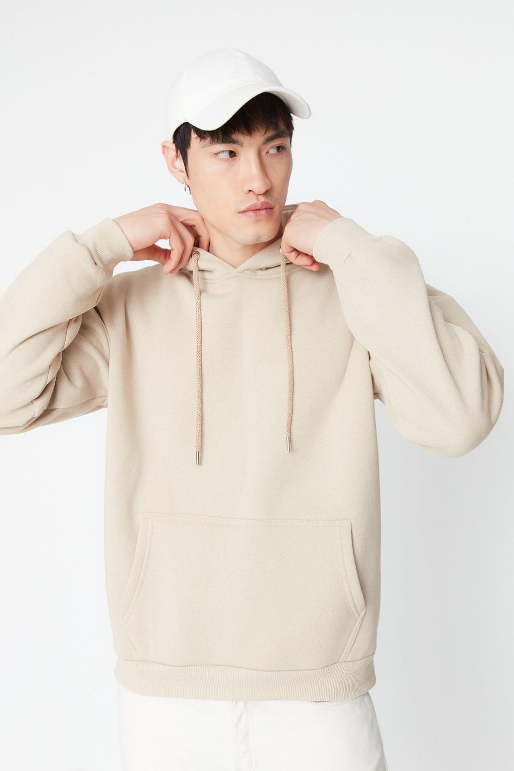 Bej Oversize/Genis Kesim Kapusonlu Ici Polar/S?cak Tutan Cicek Bask?l? Sweatshirt TMNAW22SW1651