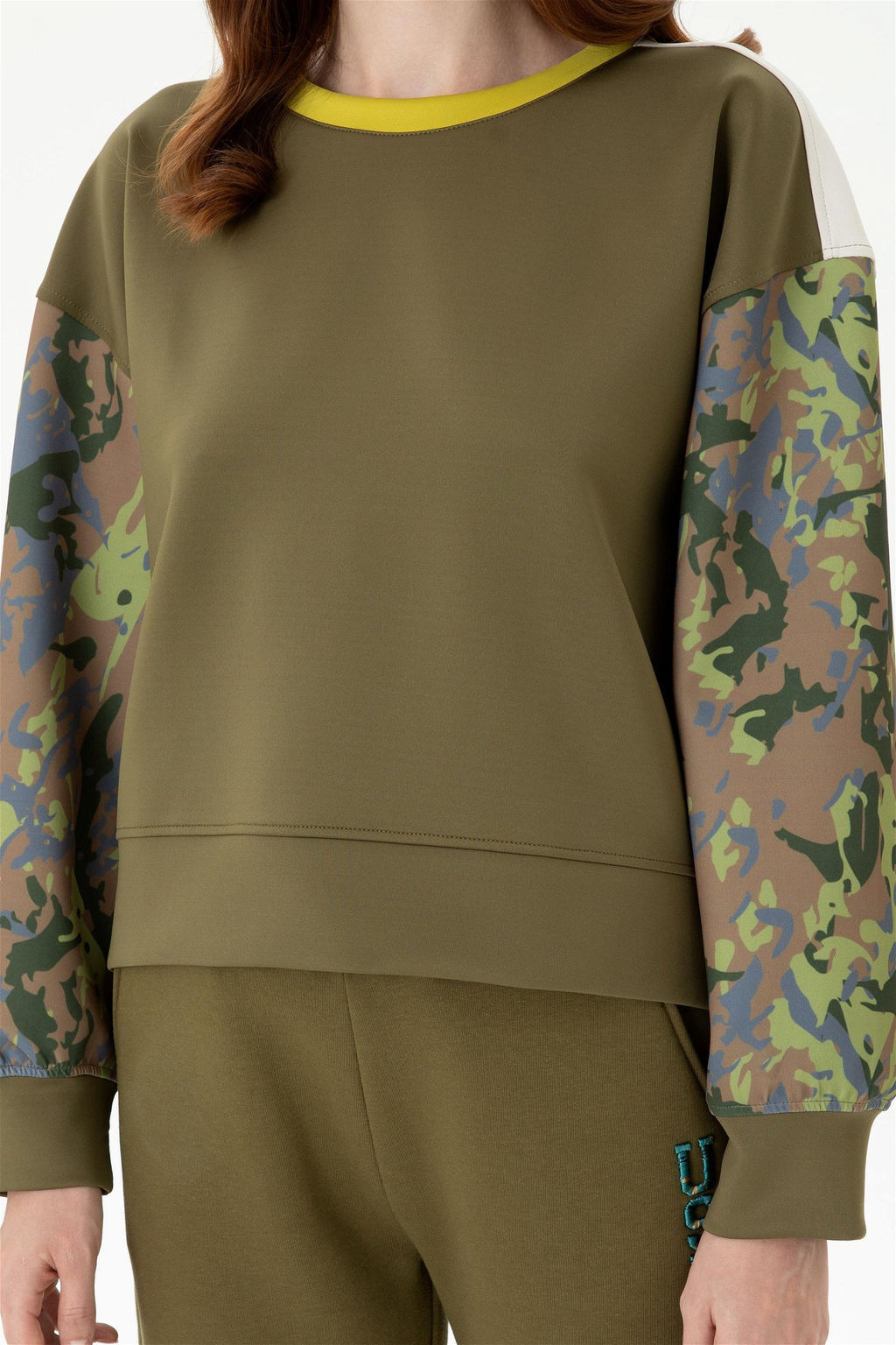 Женский свитшот цвета хаки - U.s. polo assn фото 14