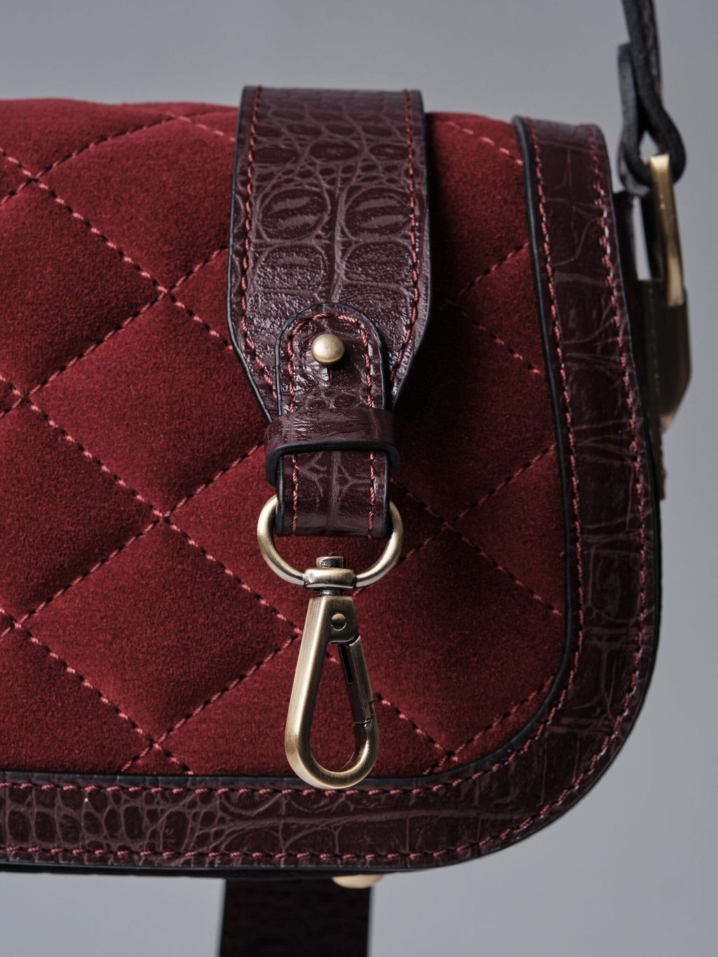 Сумка замшевая на плечо Deboro 30791 крок