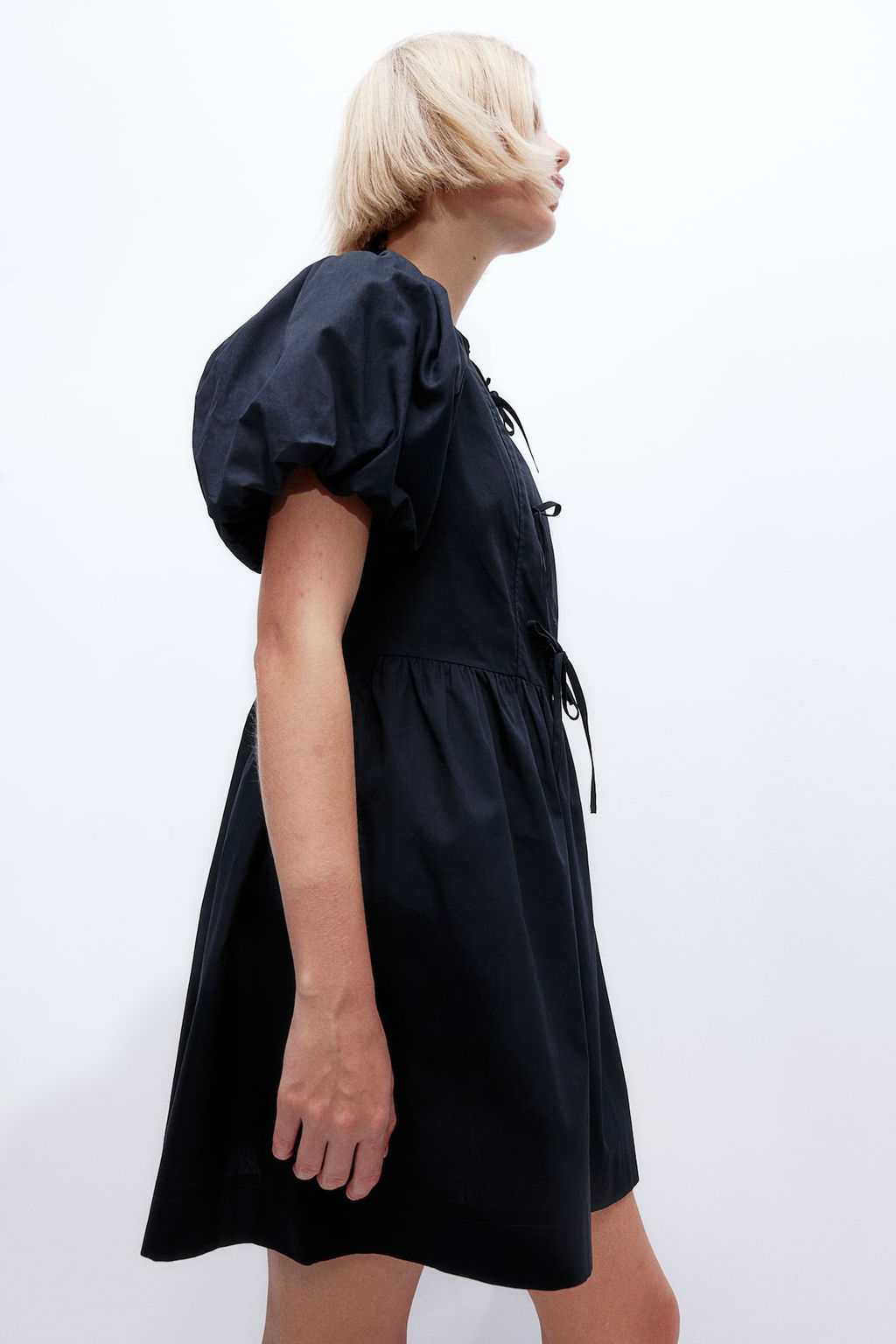 Vestido de manga puffy con tiras de anudar - H&m фото 5