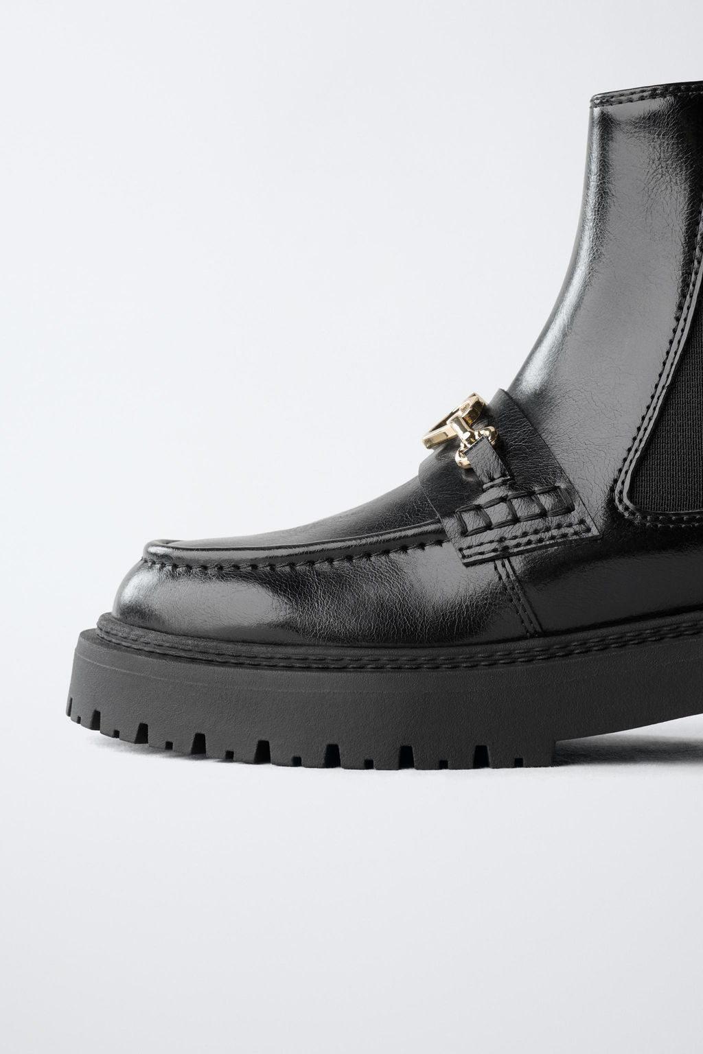 PATENT-FINISH CHELSEA ANKLE BOOTS WITH HEART DETAIL - Zara фото 6