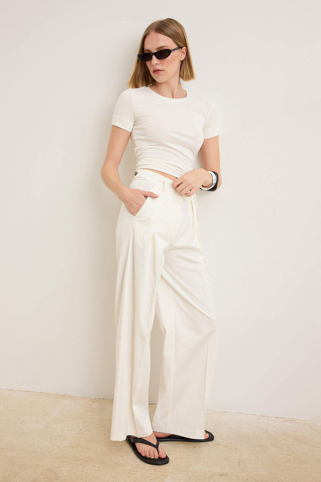 Beyaz Kal?n Kumas Wide Leg/Genis Paca Pantolon | TWOSS26PL00019 - Trendyolmilla фото 2
