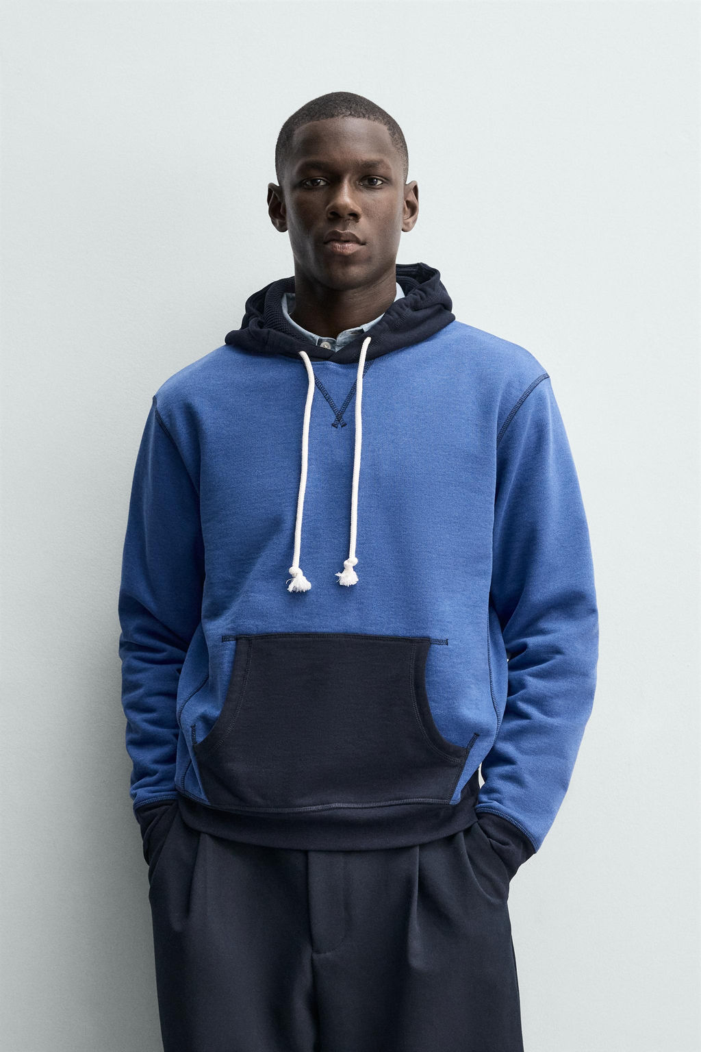 SUDADERA COLOR BLOCK CAPUCHA WAFFLE / Azul - Zara фото 2