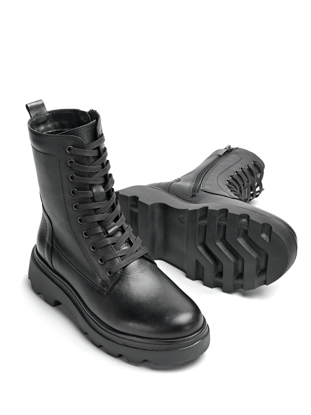 Скидка -18%. Ботинки Ионесси  фото 15