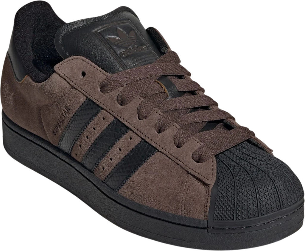 Кроссовки взрослые