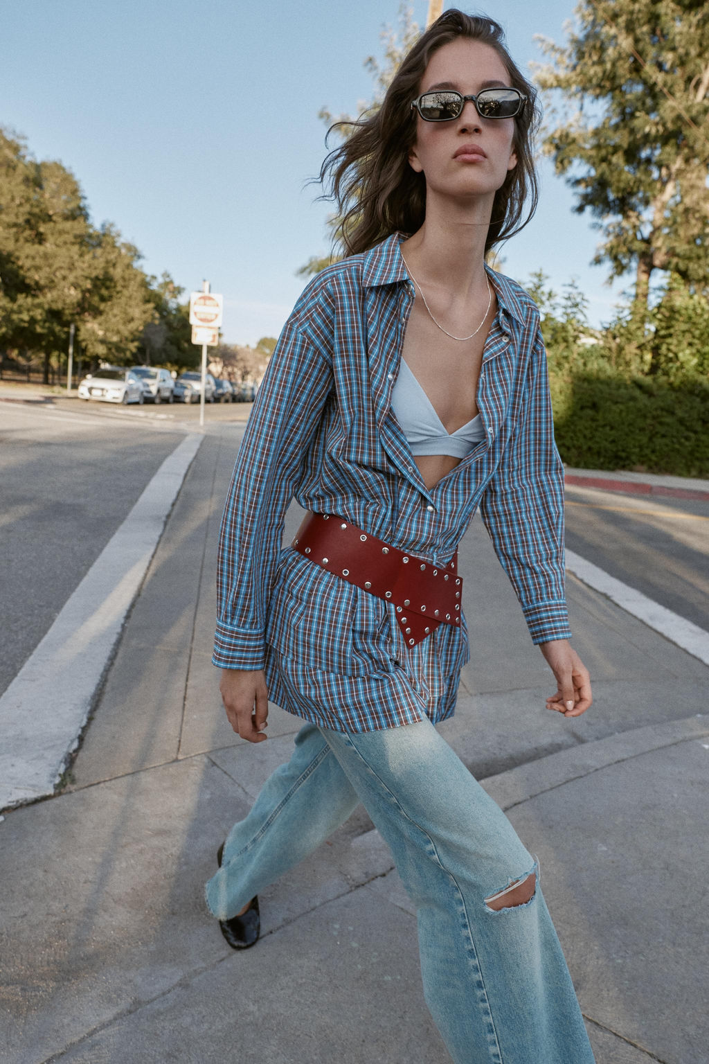 SHORT CHECKED DRESS WITH BELT AND RUFFLES - Zara фото 15