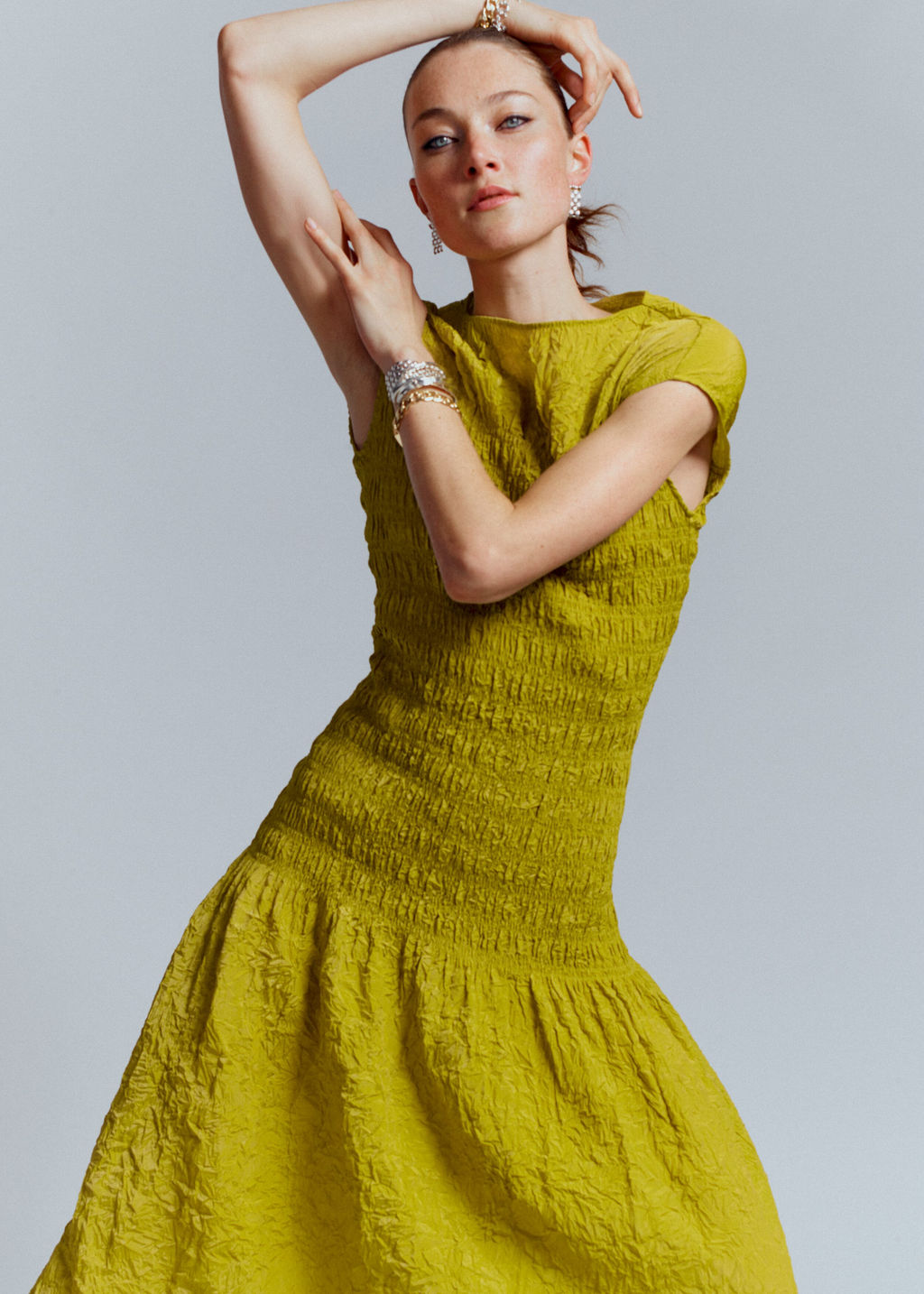 Maxivestido fruncido con nido de abeja - H&m фото 4