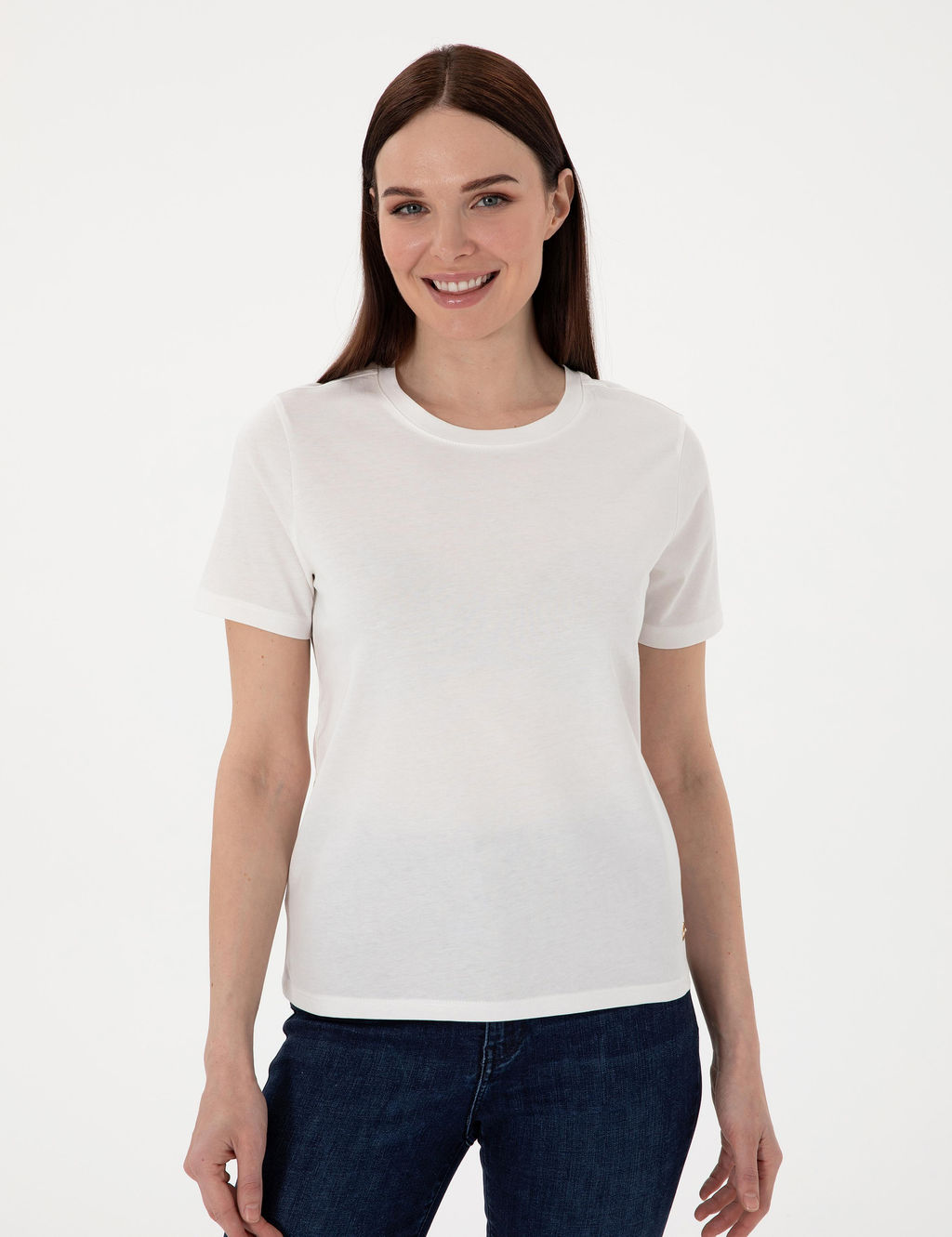 Beyaz Regular Fit Bisiklet Yaka Basic Ti__rt