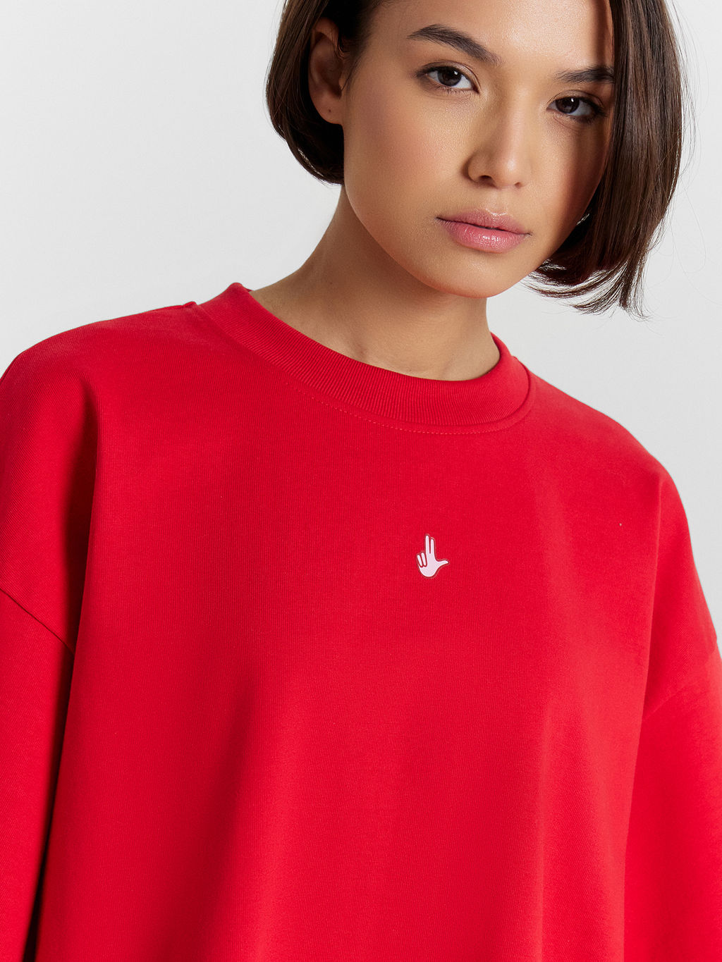 Футболка Mark Formelle x Ольга Бузова красная с надписью "Если нужно объяснять, то не нужно объяснять"