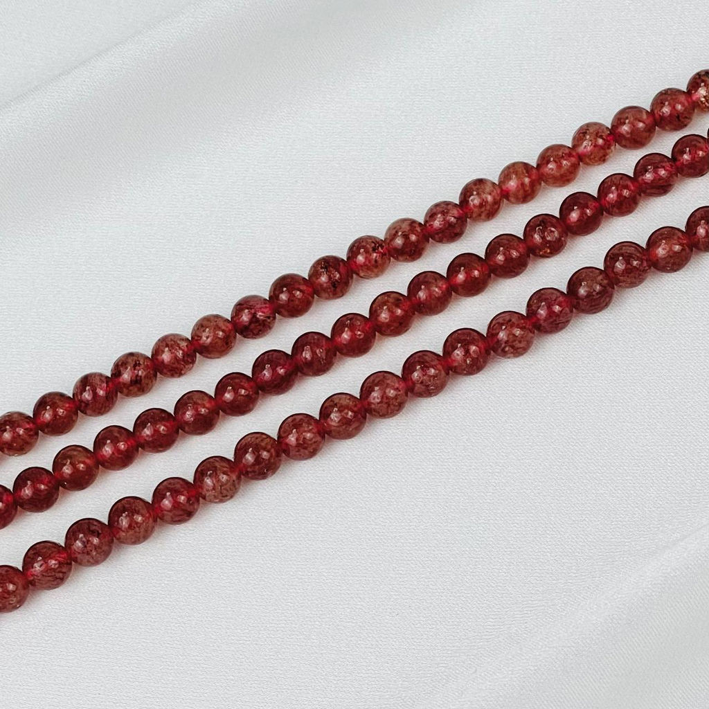 Бусины для украшений из Клубничного кварца (62 бусины) 39 см