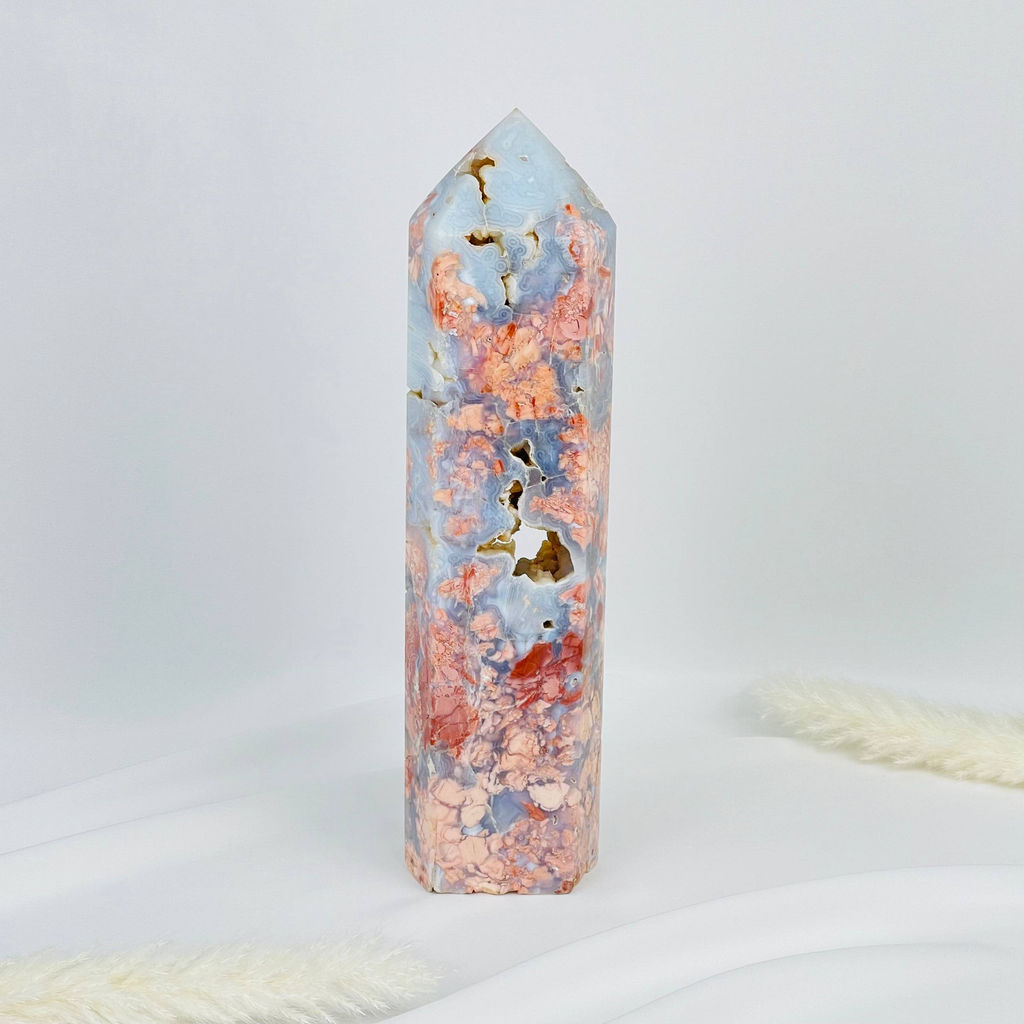 Кристалл из розового цветочного Агата