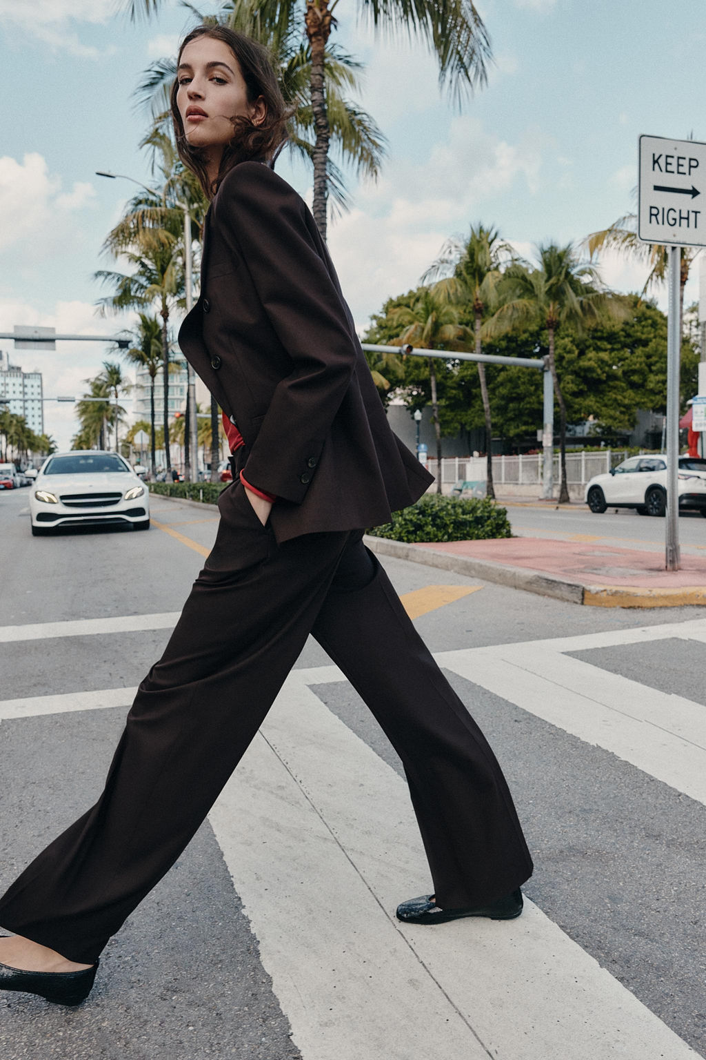 DOUBLE-BREASTED BLAZER WITH SHOULDER PADS - Zara фото 11