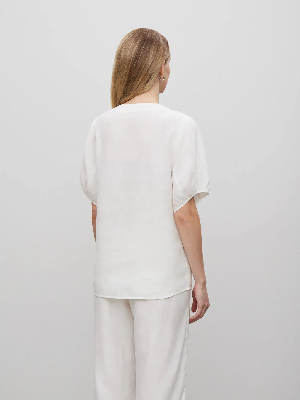 Блузка однотонная - Emka фото 4