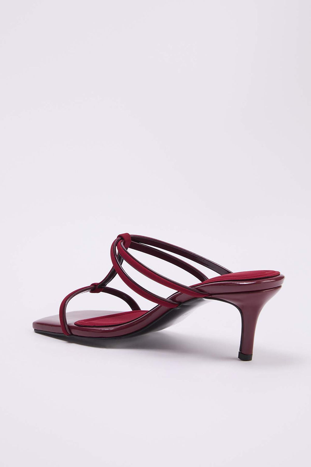 K?rm?z? Bant Detayl? 6,5 cm Kad?n Klasik Topuklu Ayakkab? TAKSS26TO00025