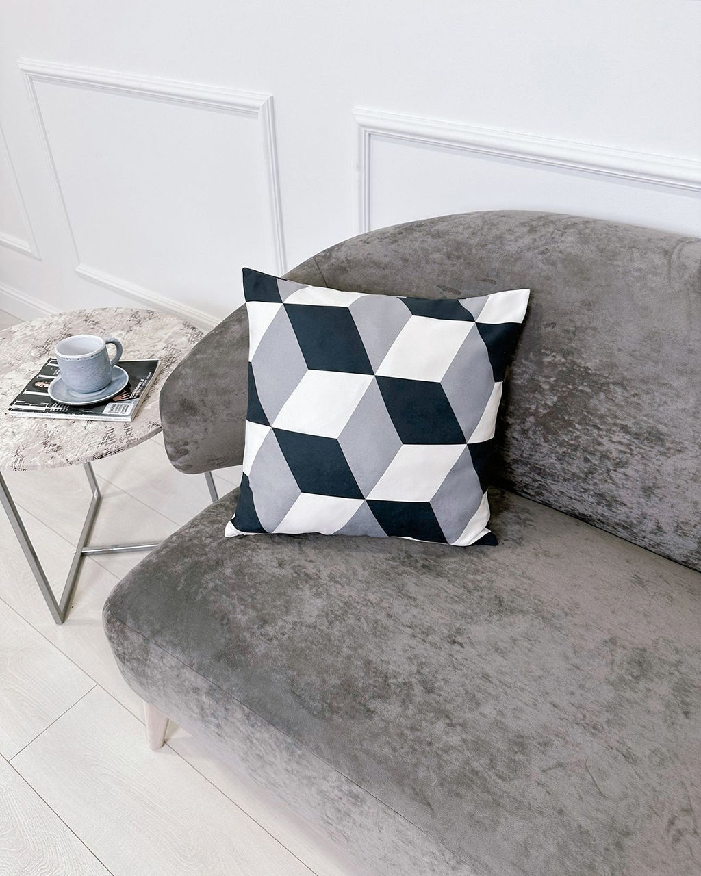 Декоративная наволочка P010