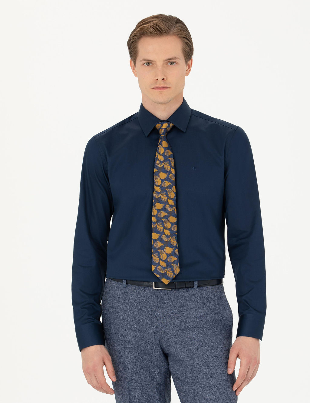 Темно-синяя базовая рубашка узкого кроя с длинным рукавом - Cacharel фото 3