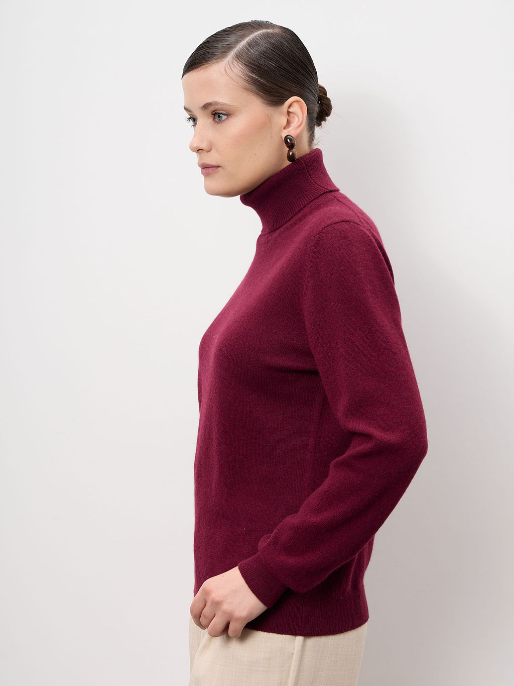 Водолазка из пуха яка женская 12266 бургунди
