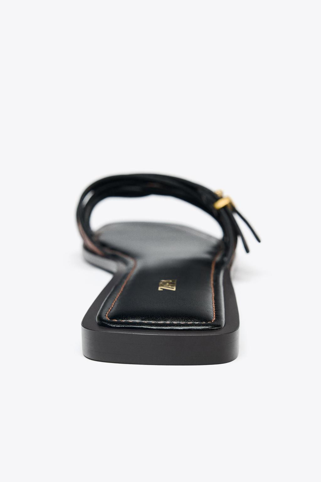 LEATHER STRAPPY SLIDERS WITH BUCKLE - Zara фото 4